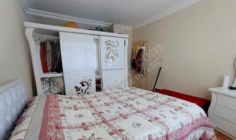 6b5d6651-a9eb-4ff5-ad49-2f064fdcfd7c