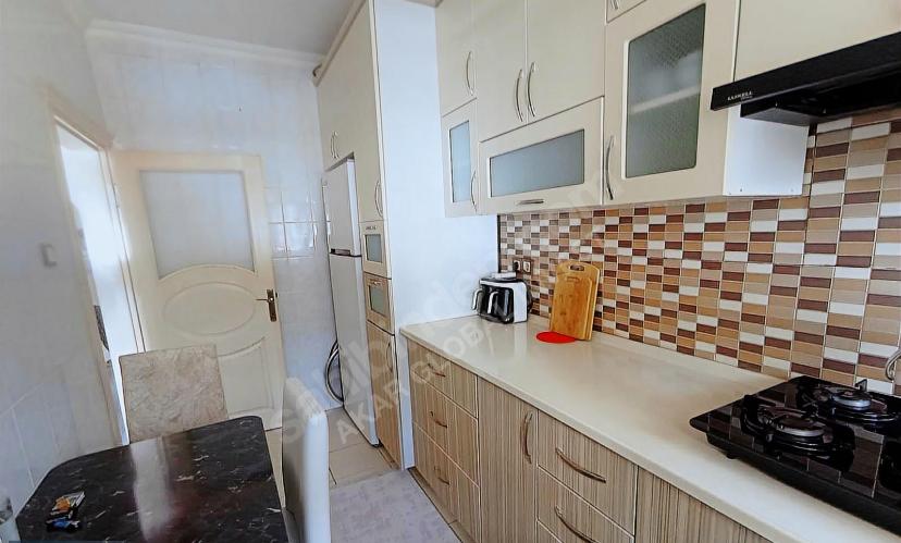 8c960c5f-0ddf-4165-b316-80fe06514f9c